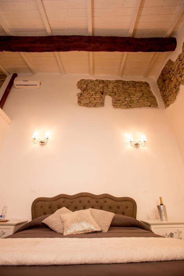 Luxury Relais Cuore Sabino Stimigliano ภายนอก รูปภาพ
